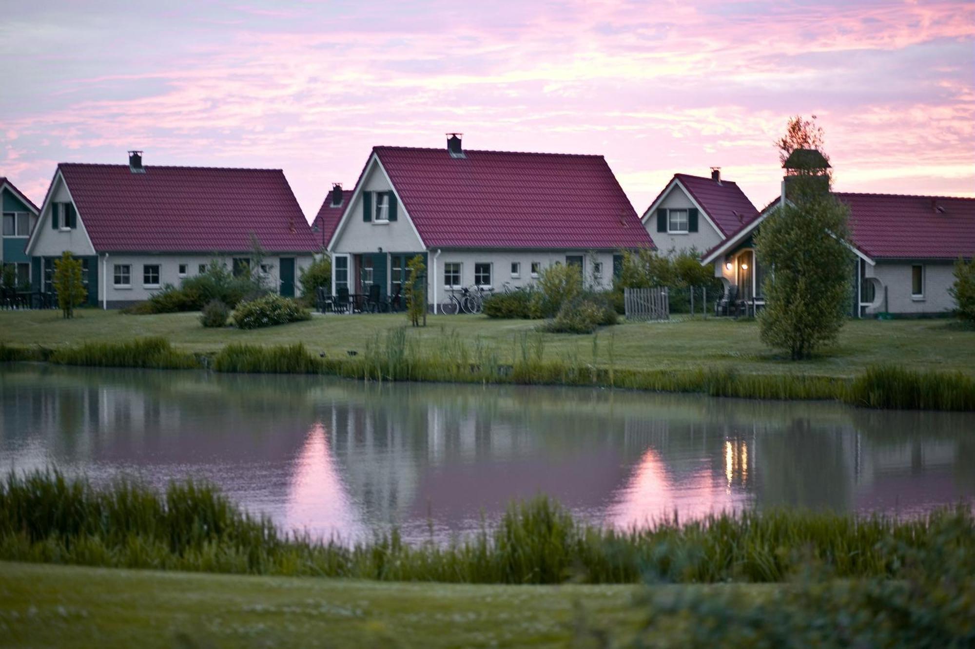 Center Parcs Sandur Эммен Экстерьер фото